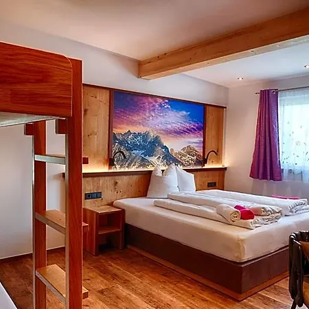 Ferienpension Bierbaumer 4* Leogang