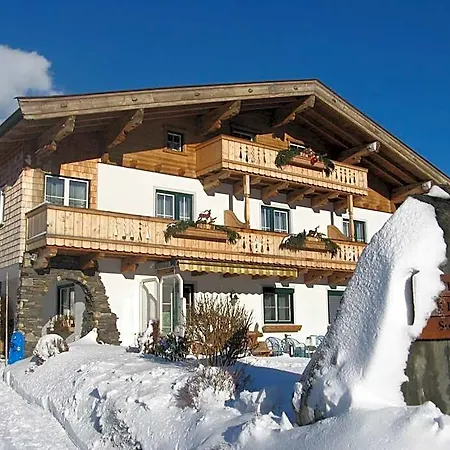 Ferienpension Bierbaumer Oda ve Kahvaltı 4*